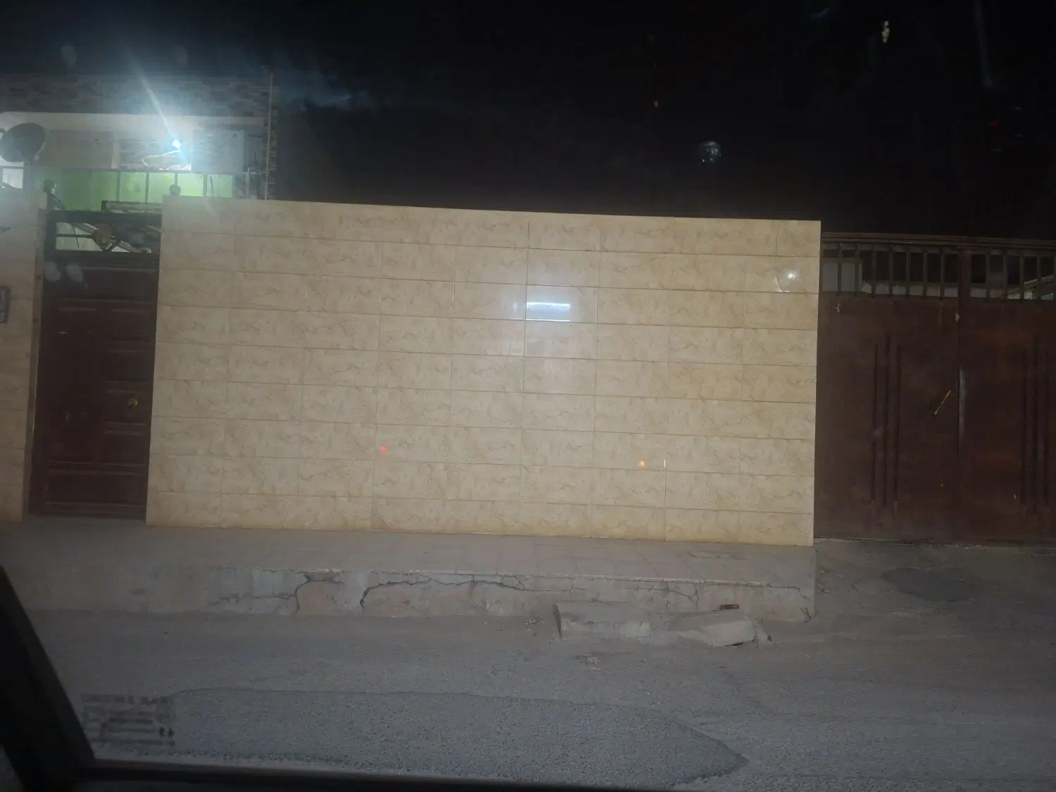 فروش ویلایی ۲۴۰ متری