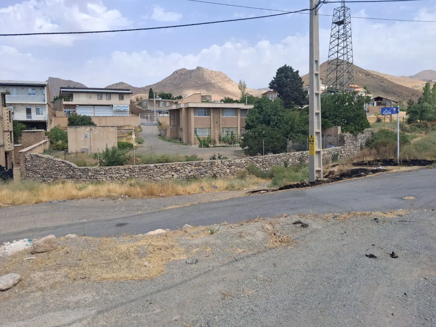 زمین تجاری مسکونی