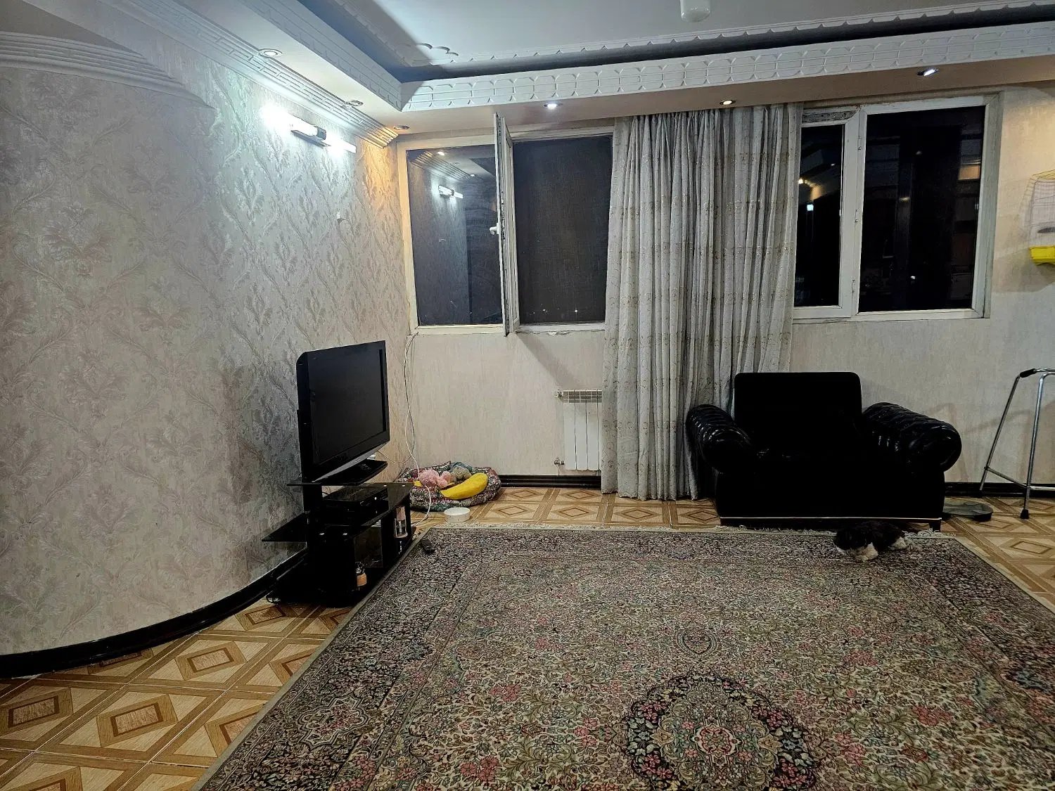 هوشنگ مرادی ۵ شرقی ۳