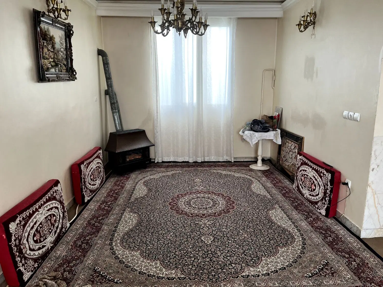 منزل مسکونی ۶۰ متری دوطبقه با زیرزمین
