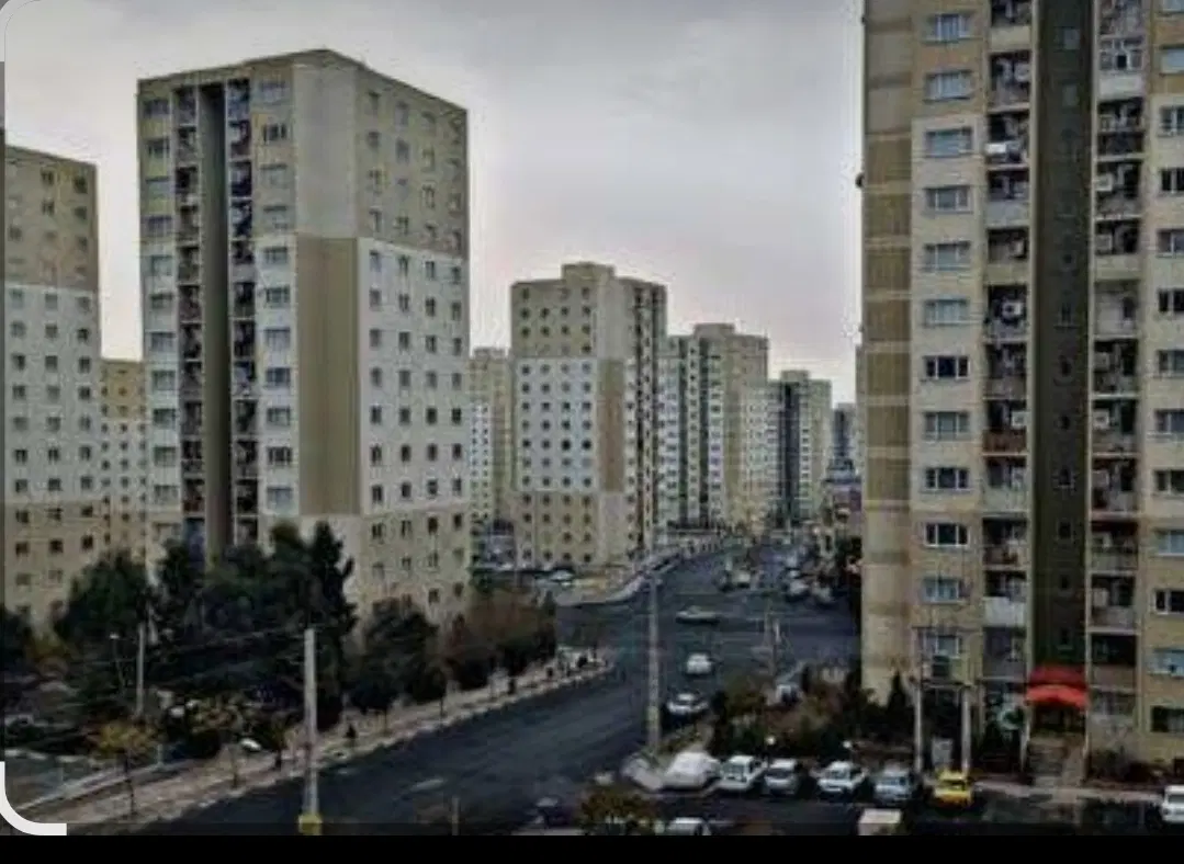 واحد۷۸متری با انباری درپرند