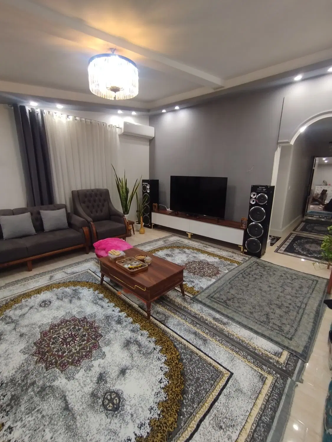ویلا ویلایی پرچیکلا سند تک برگ تاپ لوکیشن