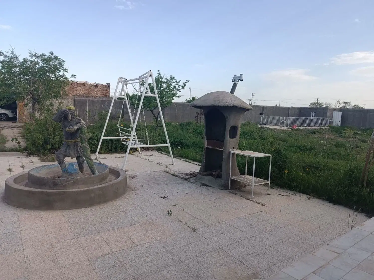 خانه ویلایی در باغ ۱۶۰۰ متری
