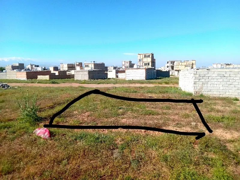زمین ۷۲ متری آناخاتون کوهسار