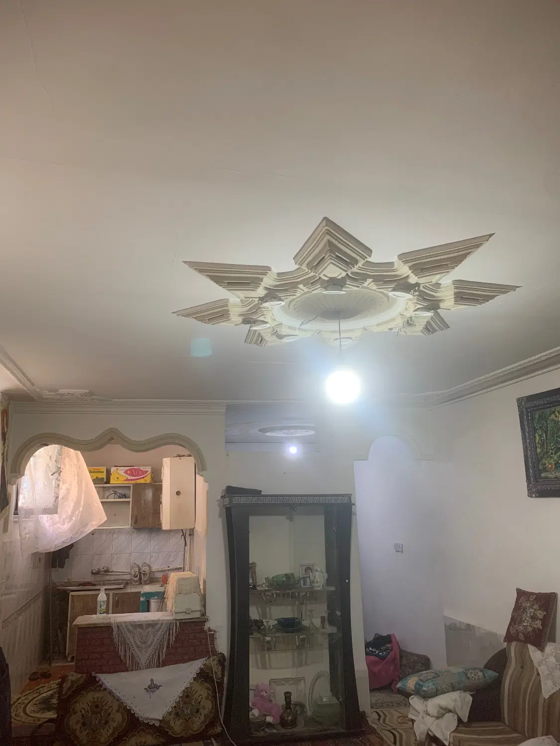 دو طبقه دربست _ هر طبقه ۵۵ متر_ اول کشمیری