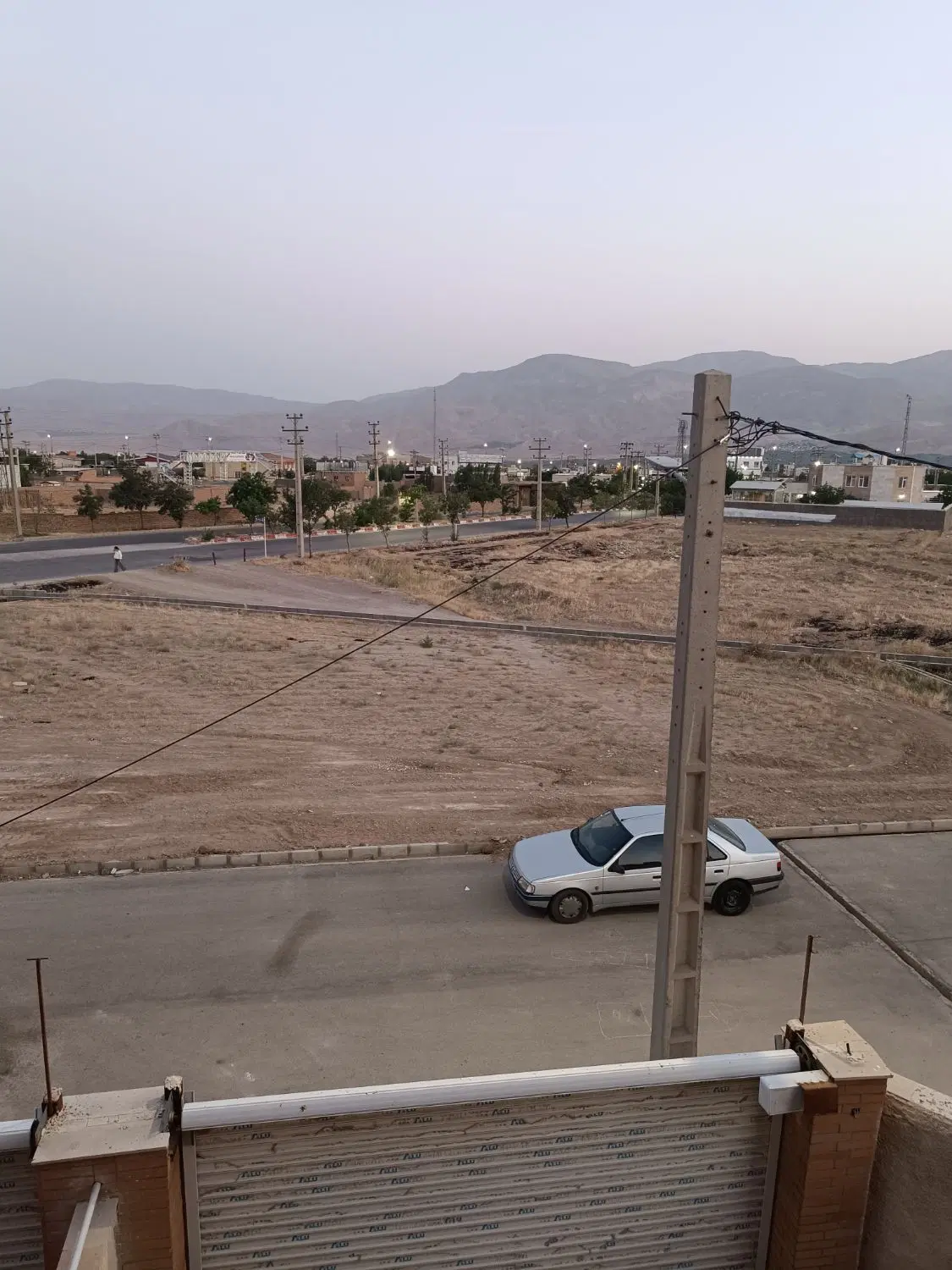 فروش واحد مسکونی غرق اباد