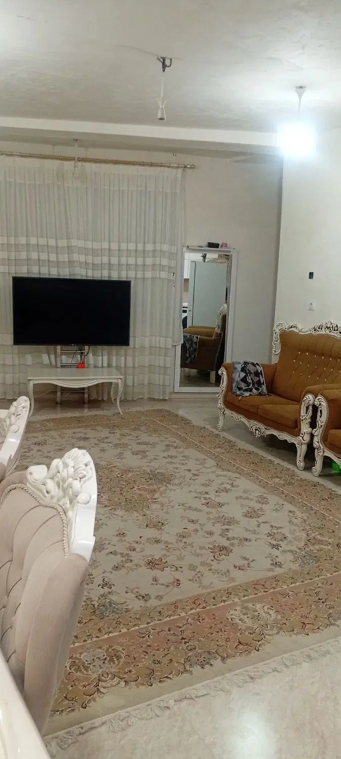 فروش واحد تک خواب راه جدا با پارکینگ اختصاصی