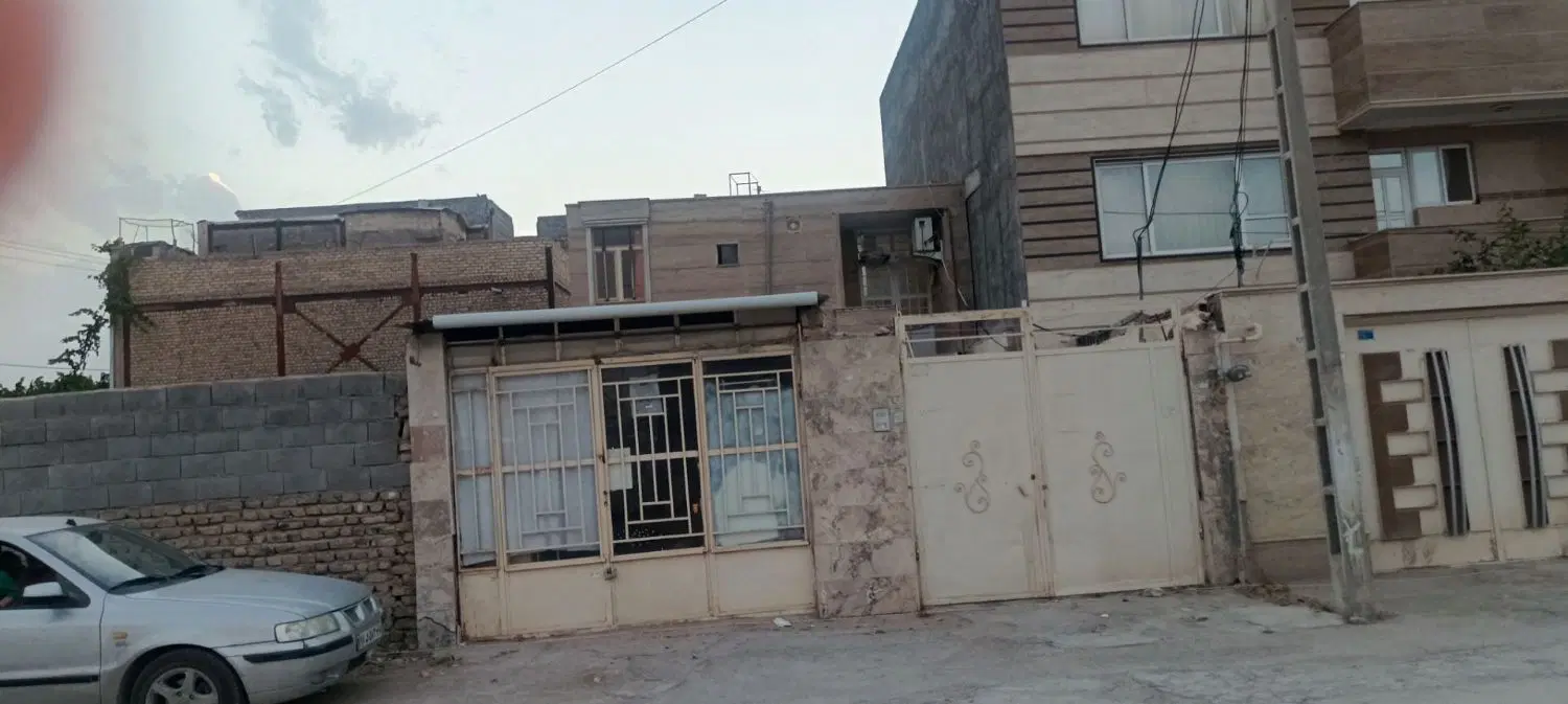 ویلایی تجاری انتهای شهرک شاهد