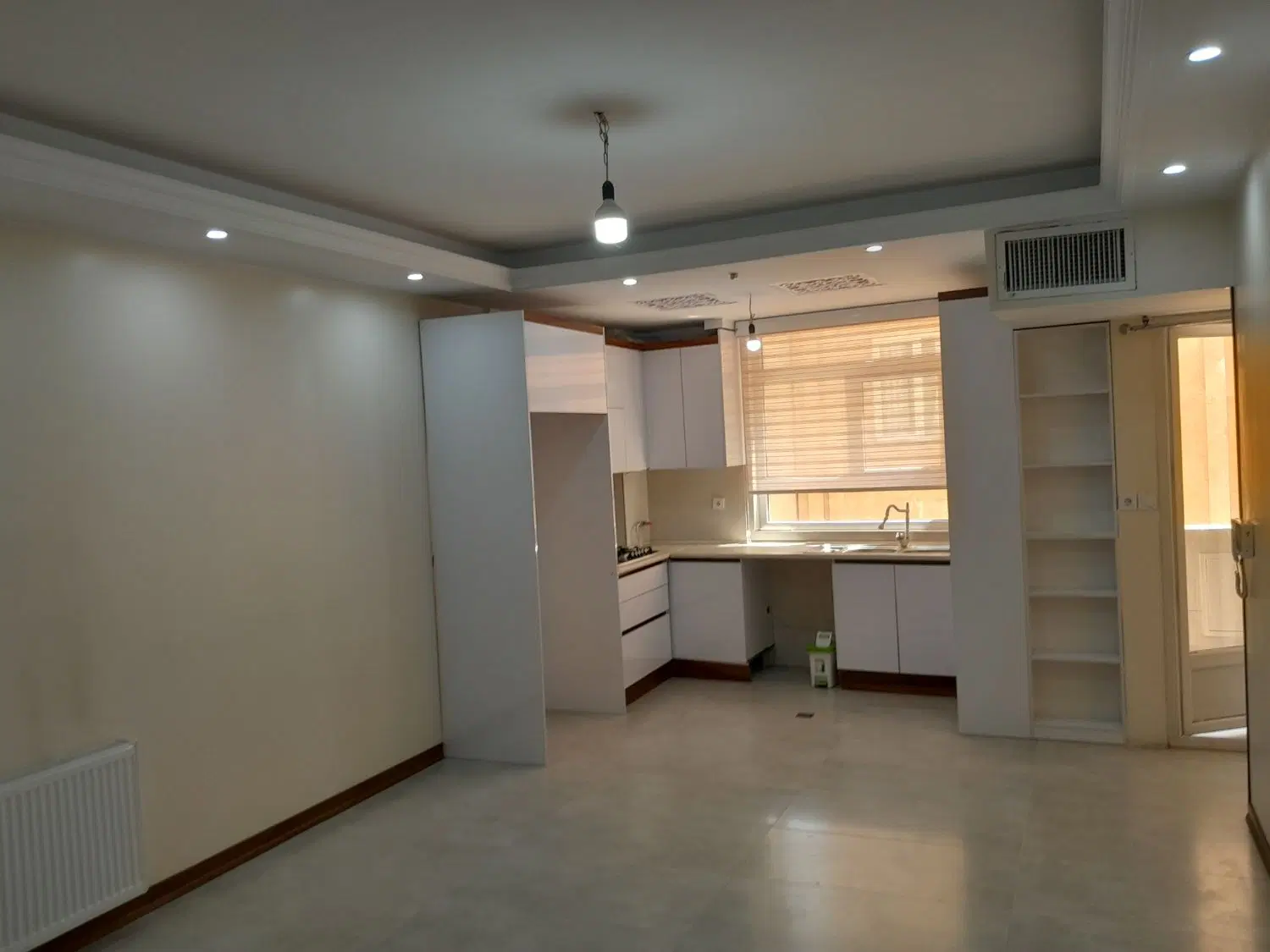 اپارتمان نو ساز  ۵۱ متری با پارکینگ اختصاص بر کوچه