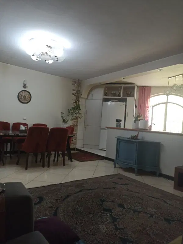 یک واحد آپارتمان در کرج گلشهر گلزار غربی روبرو ی
