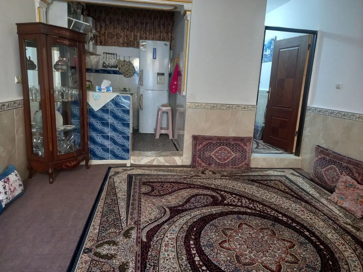 منزل ویلایی،حیاط دار در حد پارک چندتا موتور