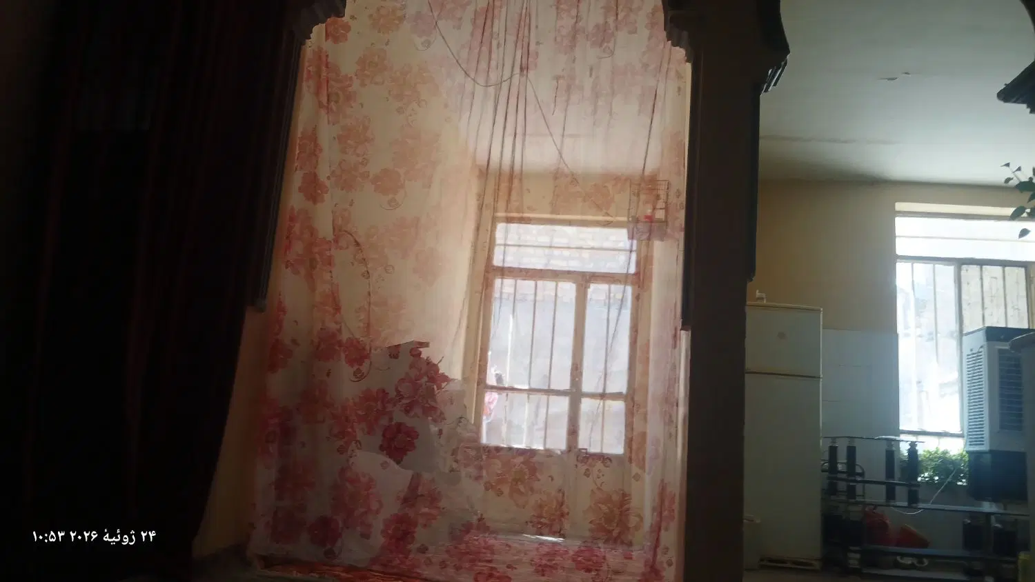 فروش خانه متراژ ۱۵۰متر دوخوابه سقف اهن قابل نشست
