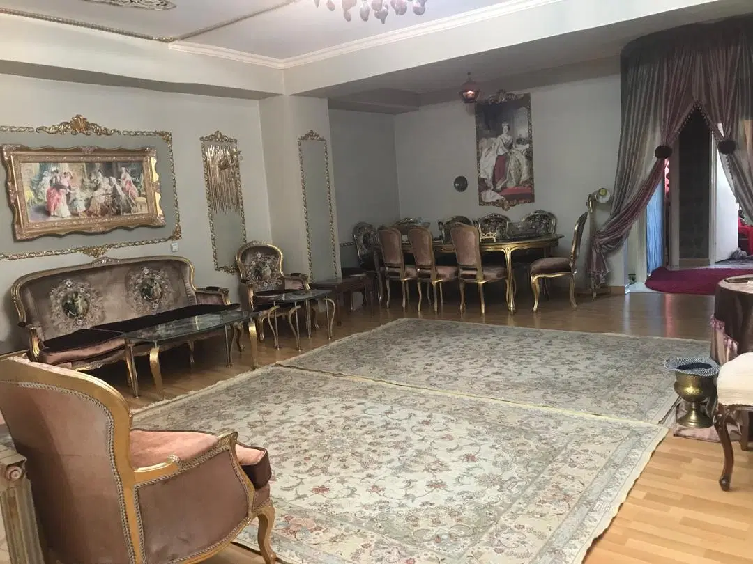آپارتمان 160 متری ولیعصرجنوبی