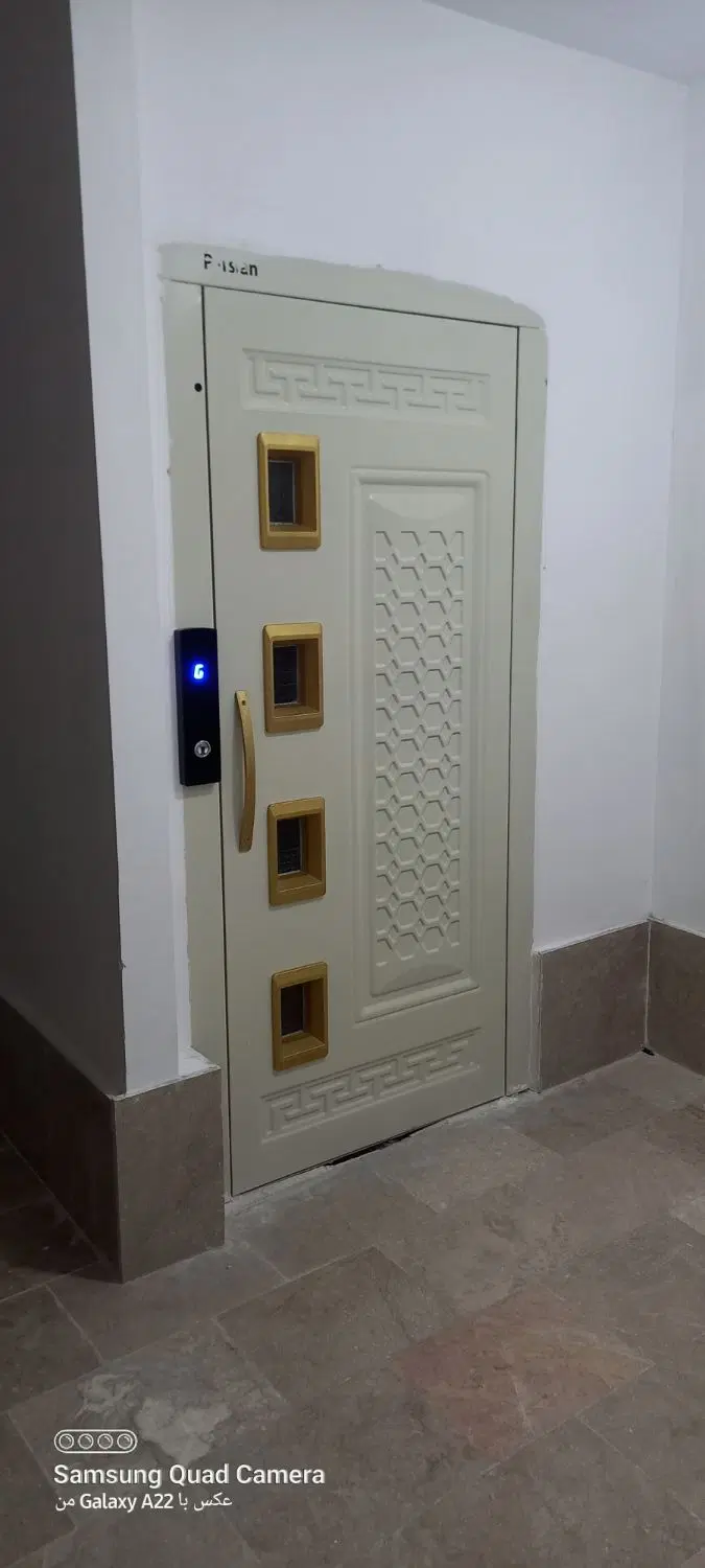 واحد ۱۰۰متری صفر خوش نقشه سرجلو قائم
