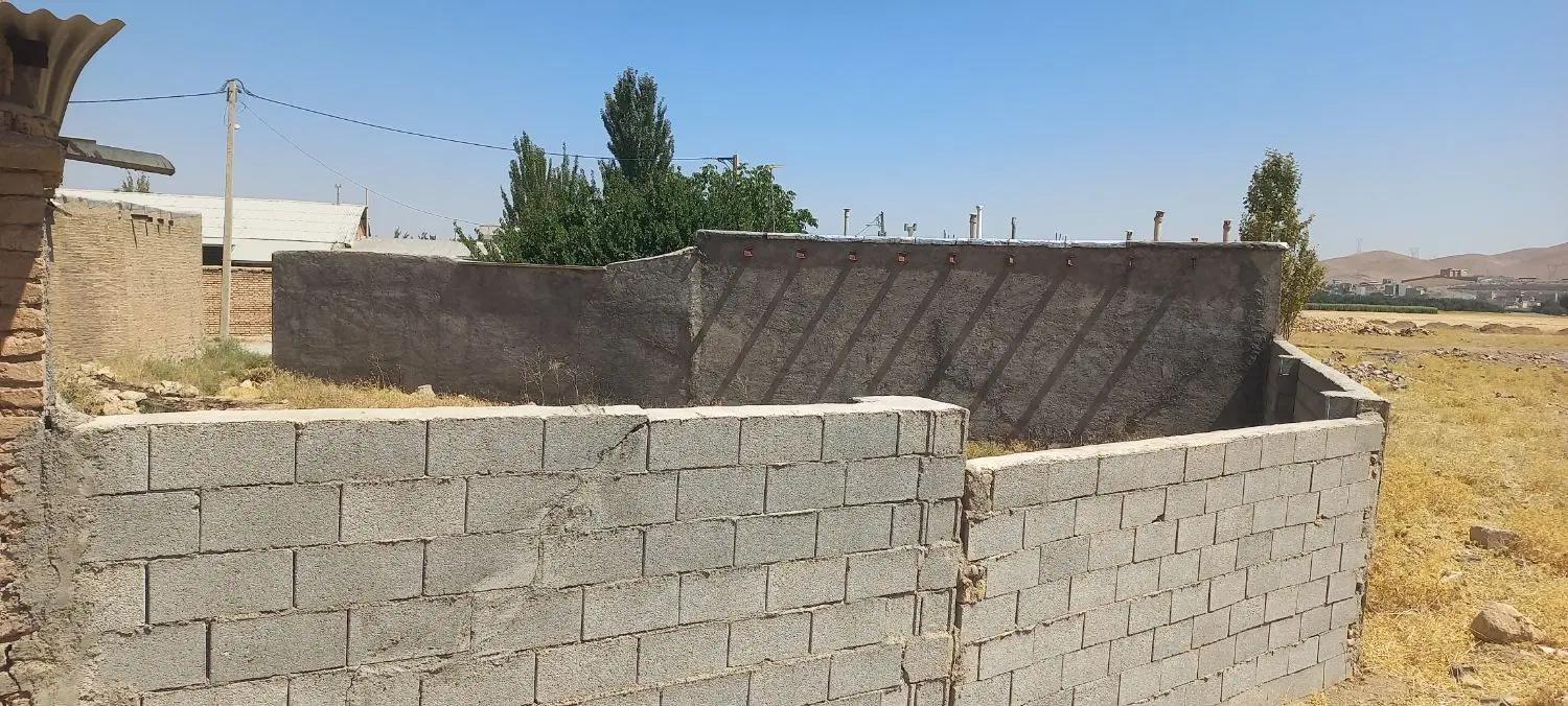 فروش یک قطعه زمین ۲۱۴ متر در روستای سیرک هفشجان