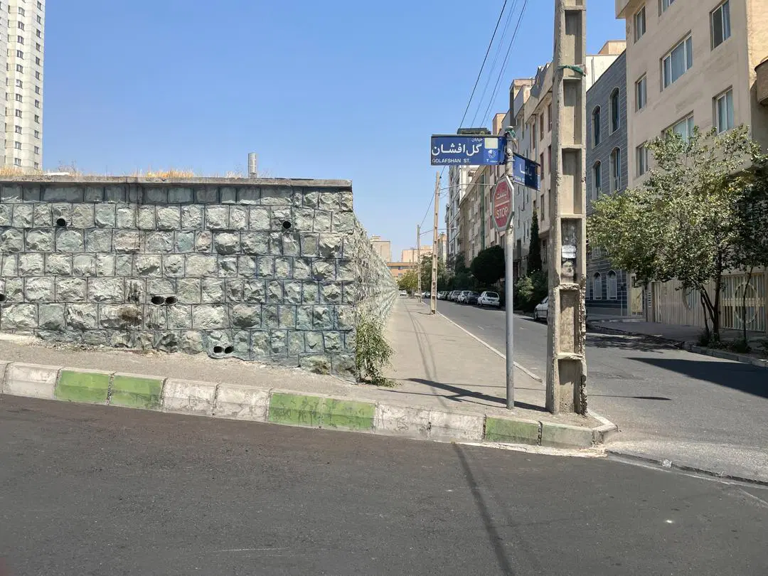 مشارکت در ساخت سه راه آذری ۹۵۰ متر بر ۲۳