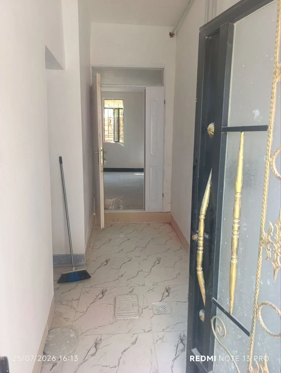 یک منزل تازه ساخت دو طبقه راه جدا  کوهنوردبادکی