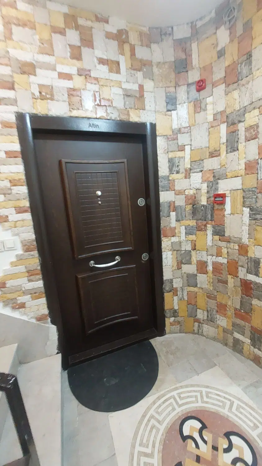 آپارتمان ۱۰۵ متری جنوبی در بهار