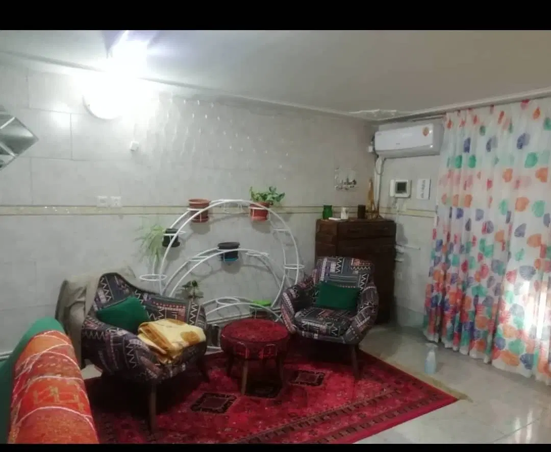 ۲خوابه۷۵م کامل حیاطدار۸۰- نزدیک دانشگاه و مترو_brt