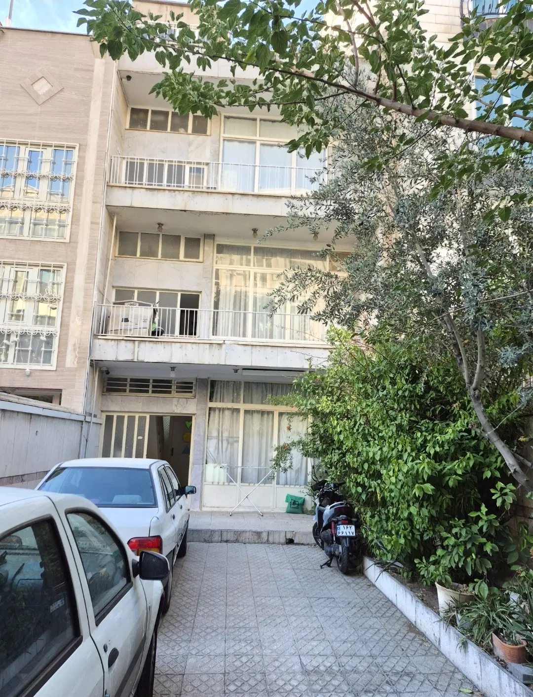 فروش آپارتمان سندی در نیروهوایی