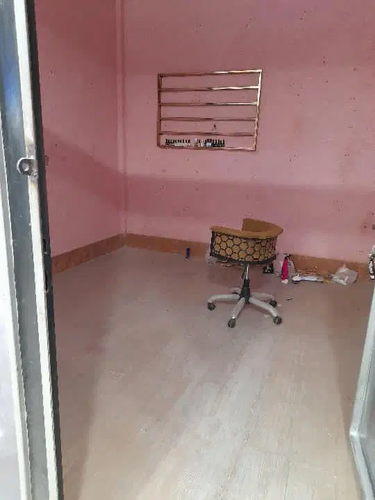 مغازه المهدی پاساژ زرین مال