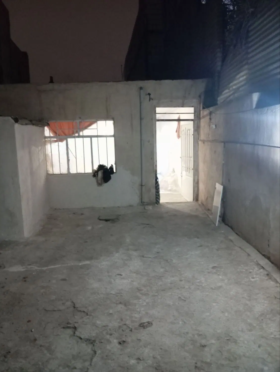 منزل ویلایی دربست ۸۰متری  فروشی