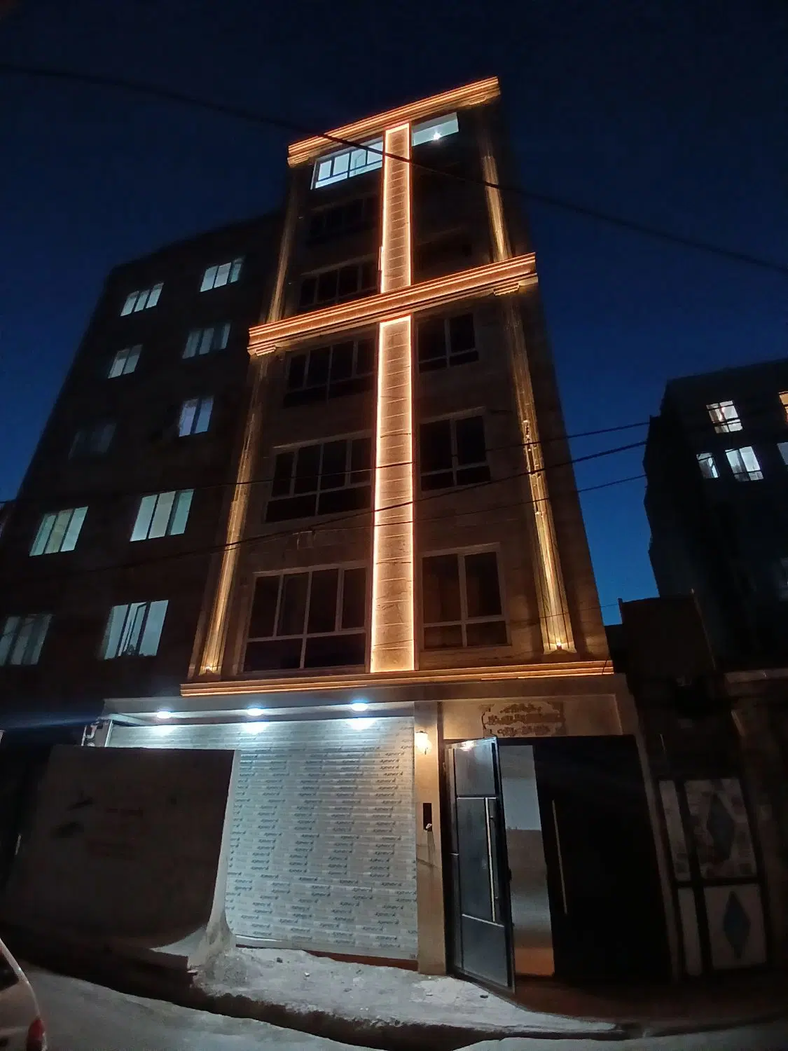 آپارتمان 130متری