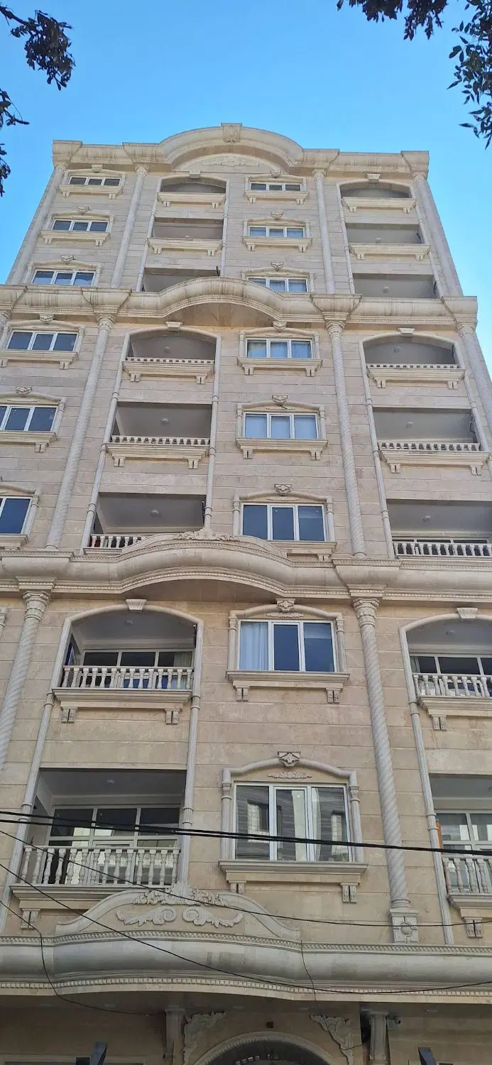 ۱۱۰متری کلیدنخورده پروین اعتصامی