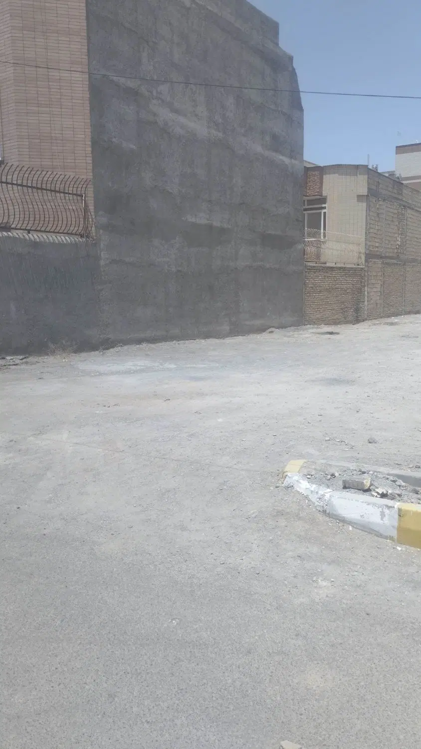 زمین برای ساختمان