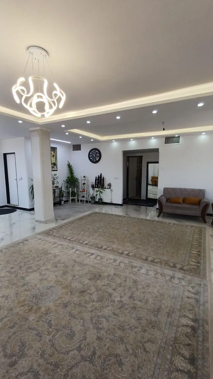 واحد ۱۲۳ متری سند دار