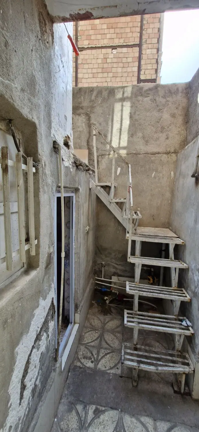 خانه ۳۰ متری حصارامیر