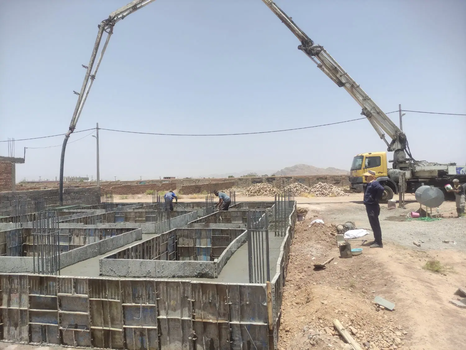 زمین فروشی فوری  در راور کرمان