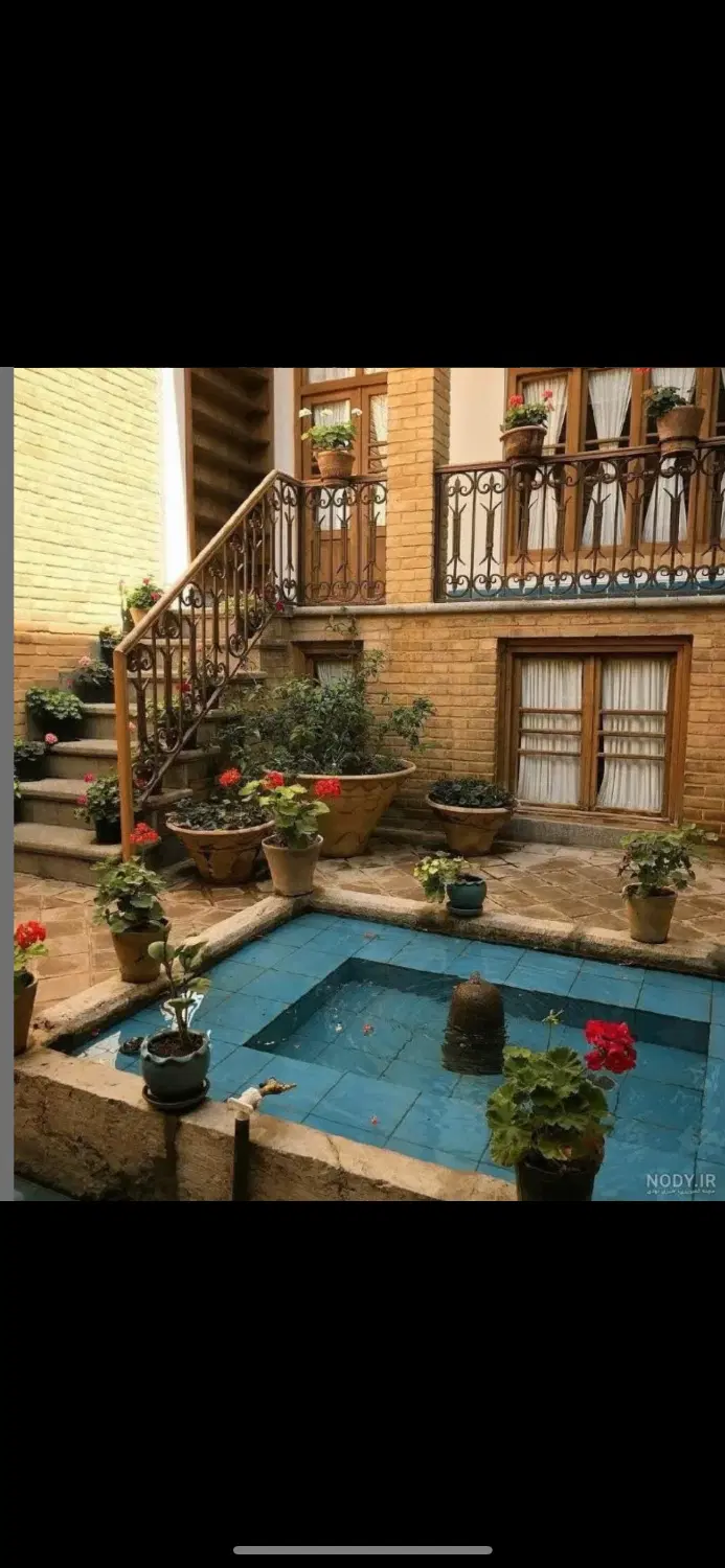 منزل ویلایی دو طبقه