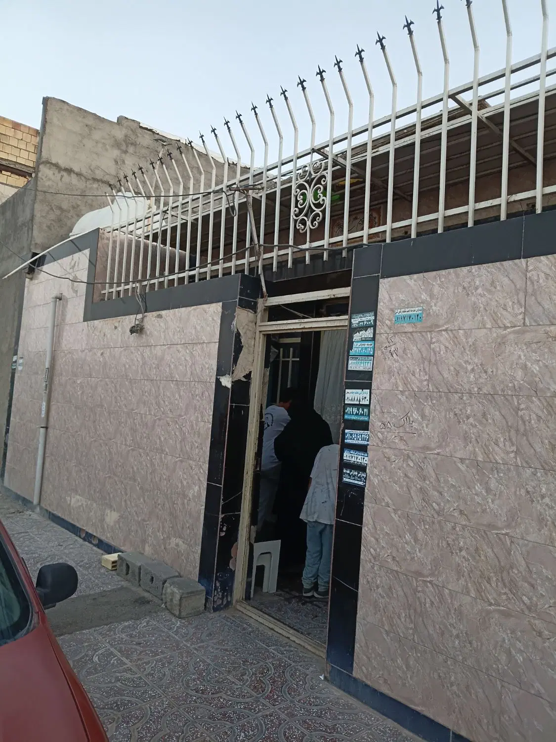 ۹۰متر منزل مسکونی دربست