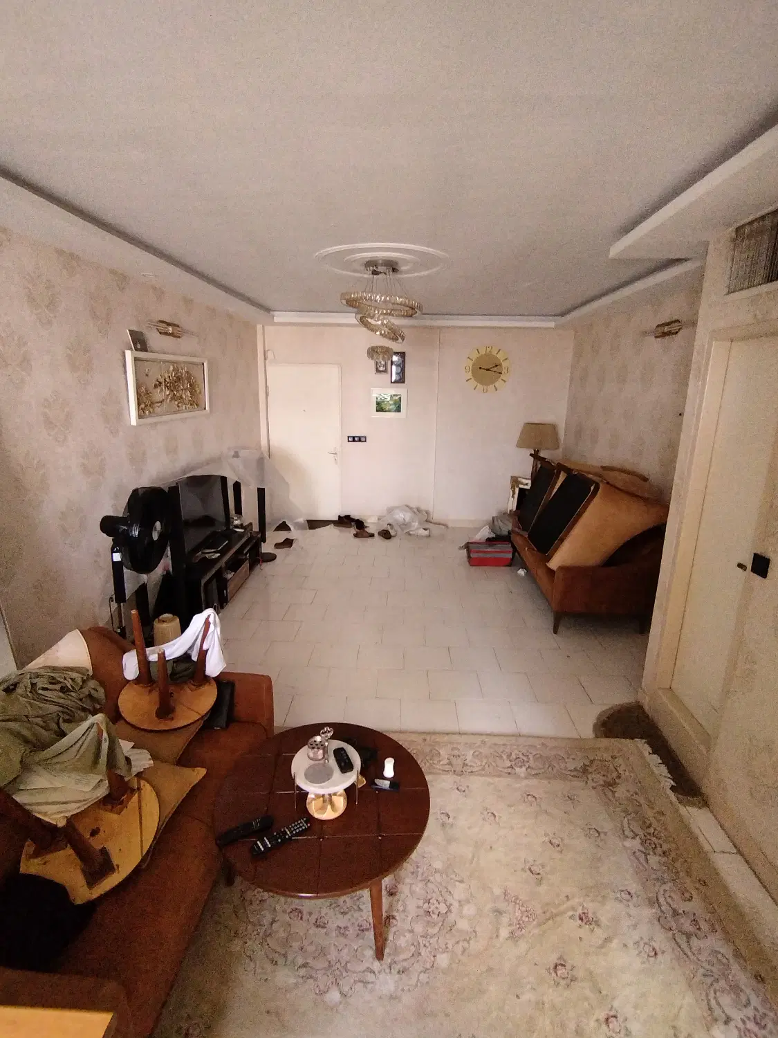 ۵۲ متر جنوبی، غرق نور، پارکینگ سندی بدون مزاحم