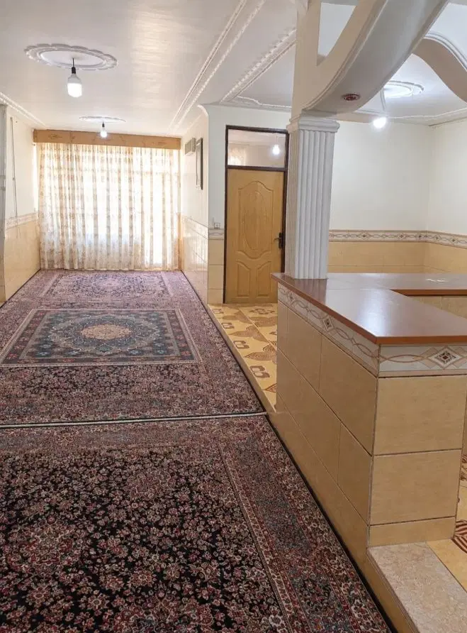 خانه 7ونیم قصب درب به ساختمان
