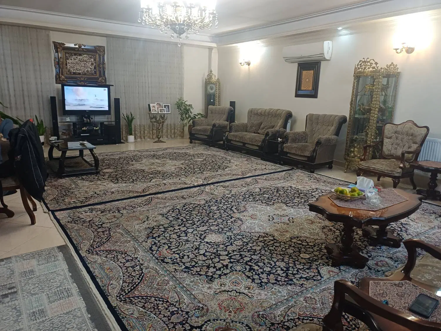 ۱۳۲متر تک واحدی فول امکانات