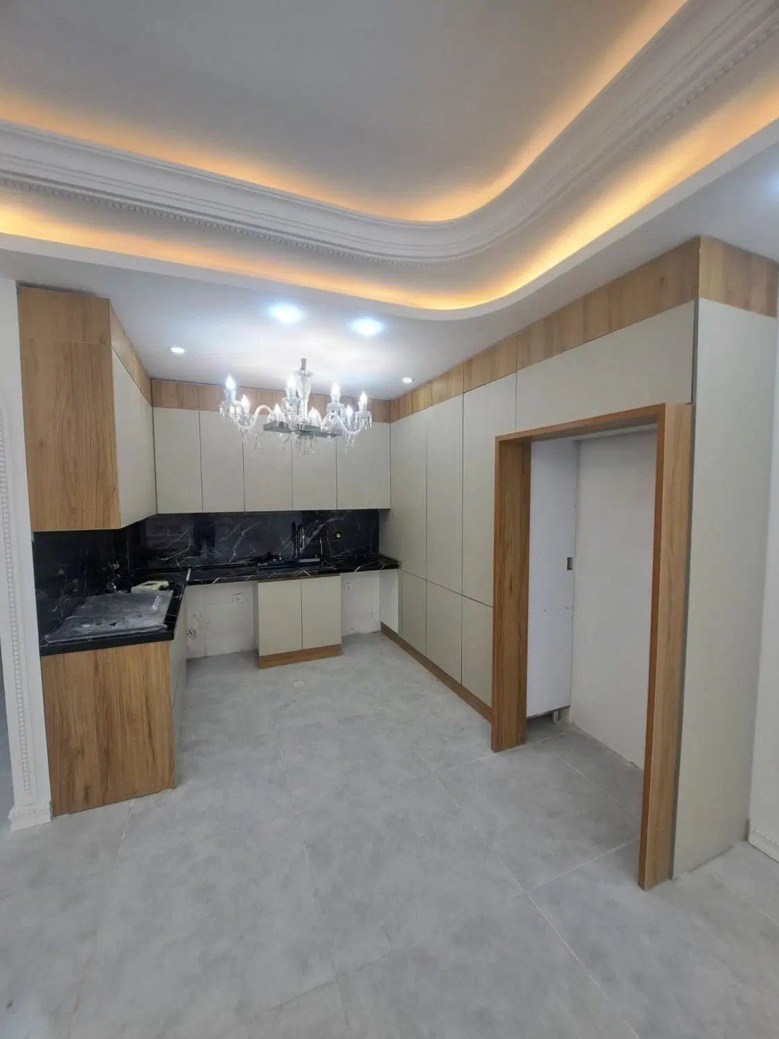 فروش آپارتمان ۱۳۵ متری ۳ خواب نوساز فول