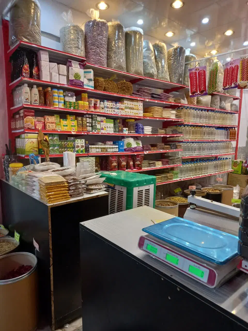فروش مغازه واقع در بازار ملایر، چهار سوق آهنگران