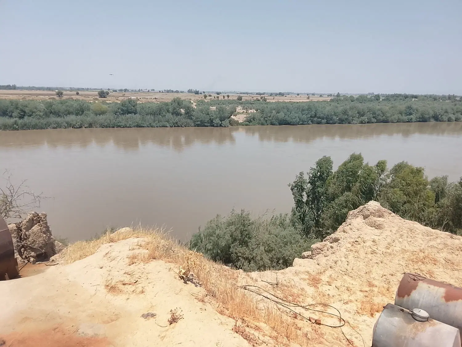 فروش 90هکتار زمین کشاورزی نزدیک رودخانه