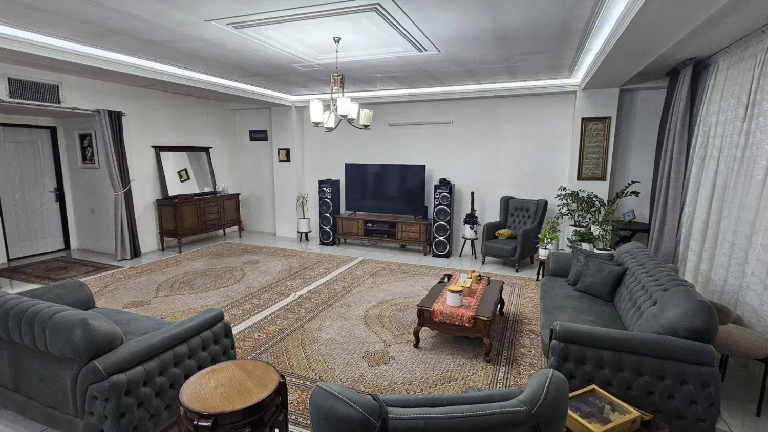 ۱۴۱ متر پارکینگدار شیک و خوش نقشه همه چی تموم