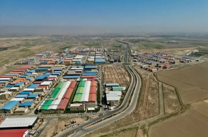 ساختمان تجاری اداری