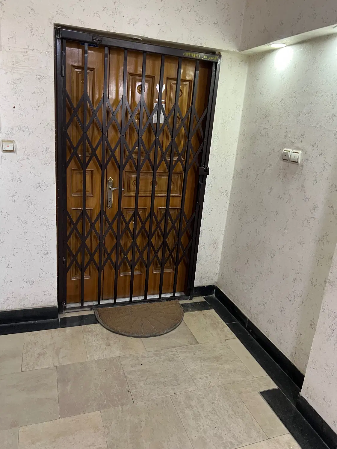 واحد اداری  تجاری  دفتر کار