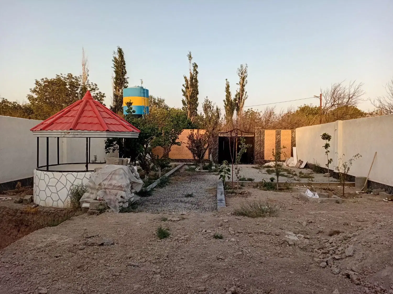 باغ چهاردیواری