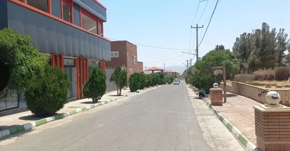 سه عدد زمین چسبیده به هم ۳۱۲ متری مسکونی بینالود