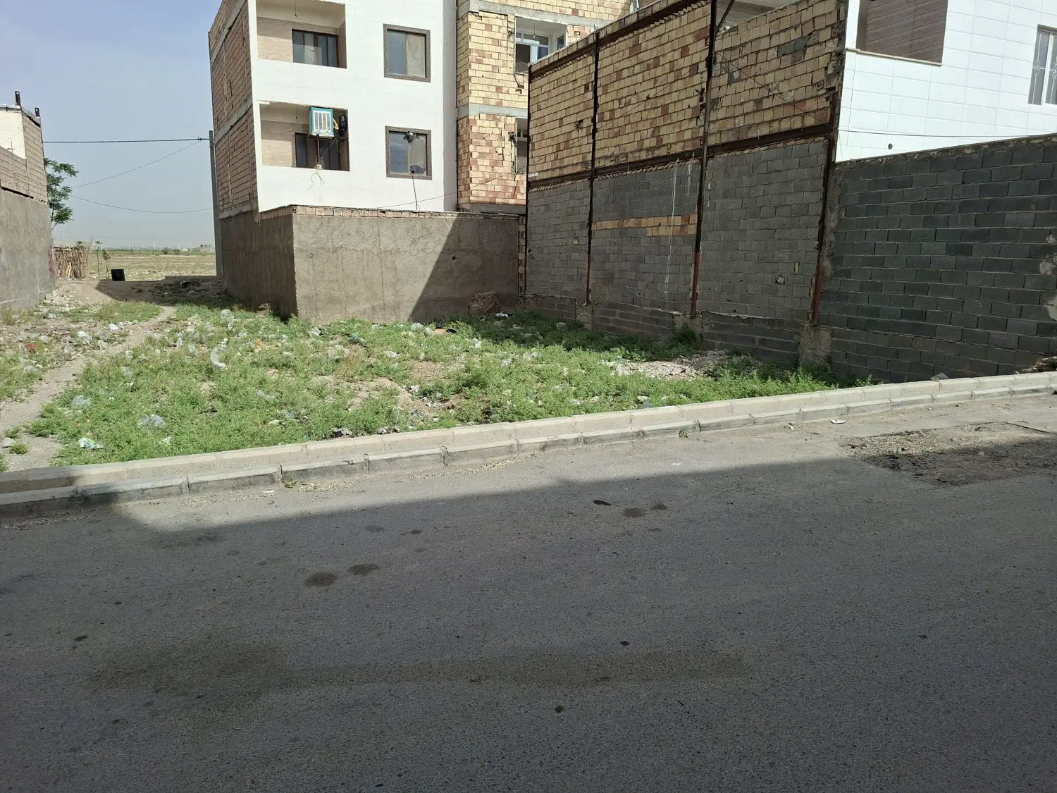 زمین ۱۲۰ متری داخل بافت