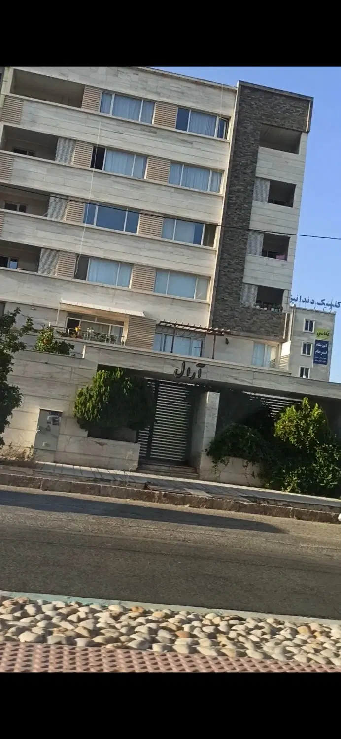 واحد آپارتمان بر بلوار مولانا خیابان آرش جنوبی
