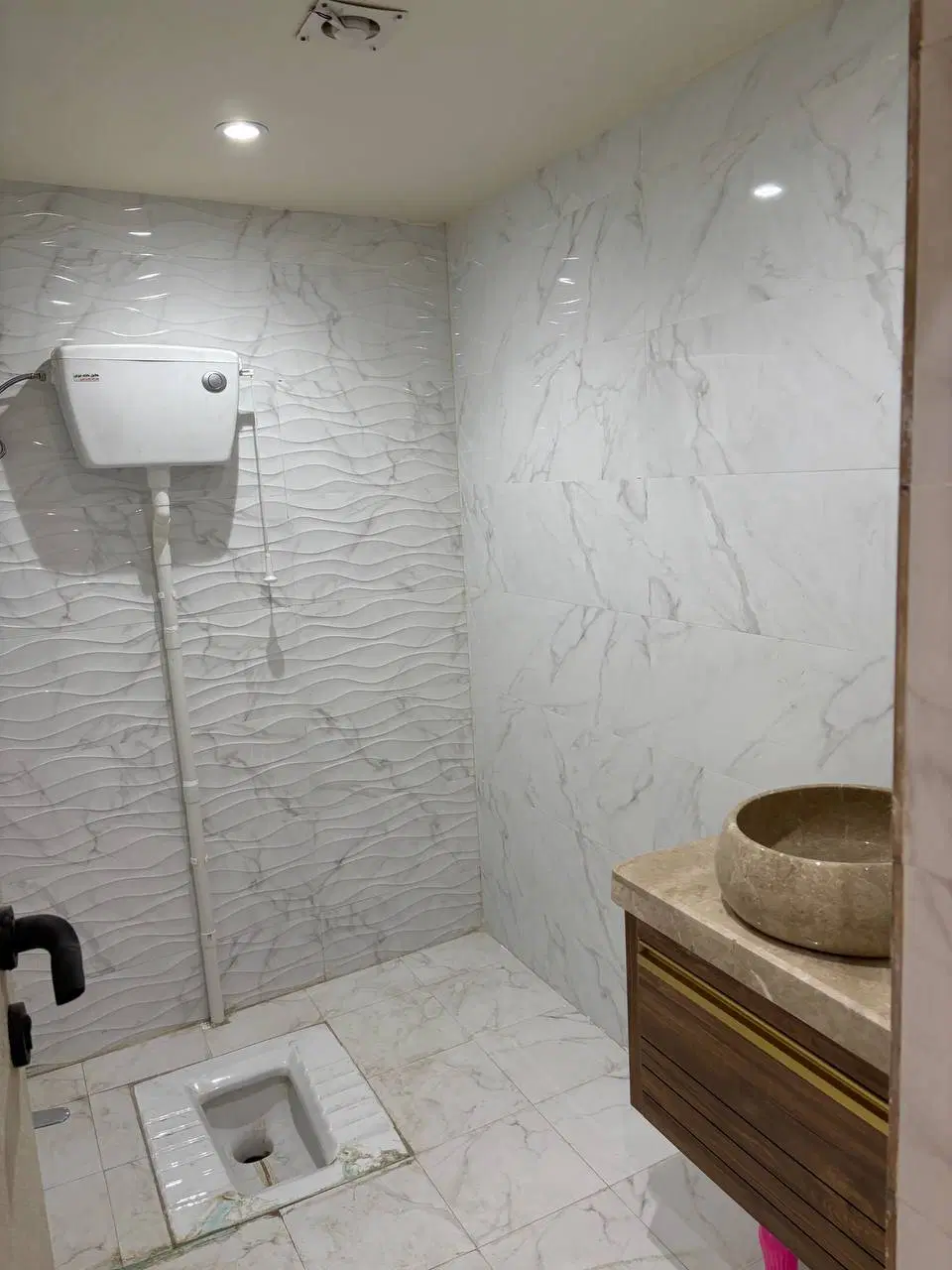 رهن کامل آپارتمان ۱۷۳ متری سه خوابه
