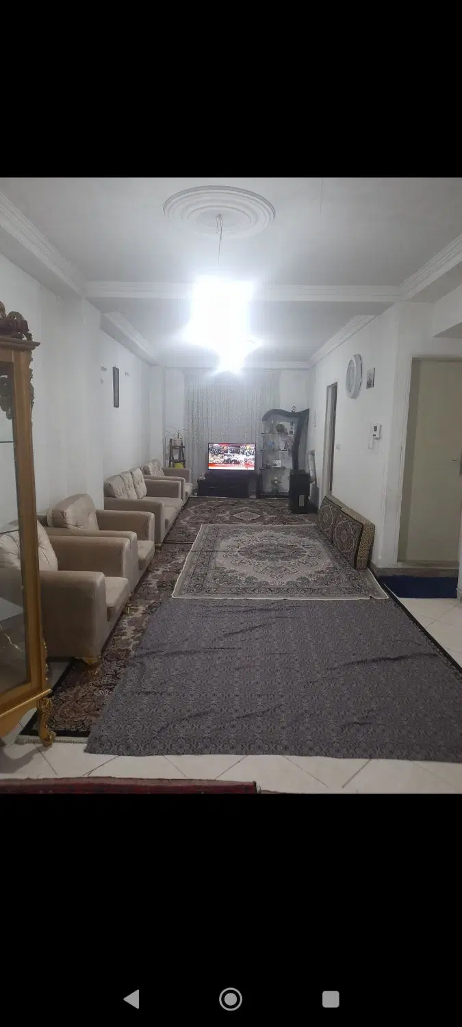 یک واحد آپارتمان رهن واجاره