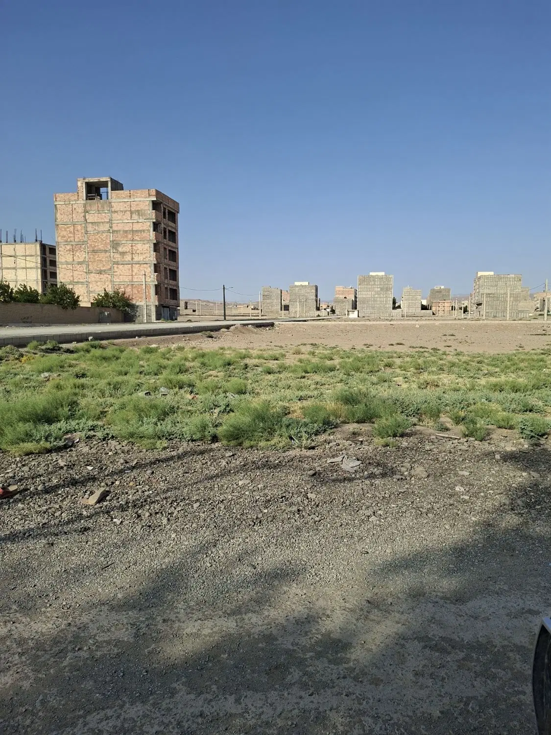۱۰۰متر چهار دیواری مناسب کارگاه و مغازه